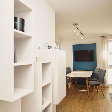 Zentrale Fewo Mit Terrasse, Gratis Nutzung Vom Ahoi Erlebnisbad Und Sauna In Sellin - Villa Anni Fewo 02 Goehren  Exterior photo