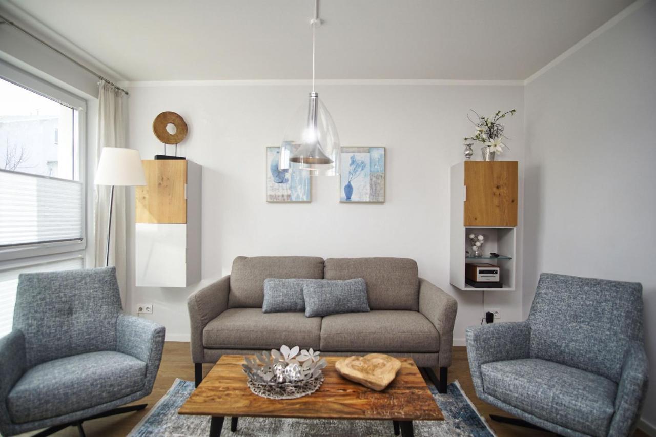 Zentrale Fewo Mit Terrasse, Gratis Nutzung Vom Ahoi Erlebnisbad Und Sauna In Sellin - Villa Anni Fewo 02 Goehren  Exterior photo