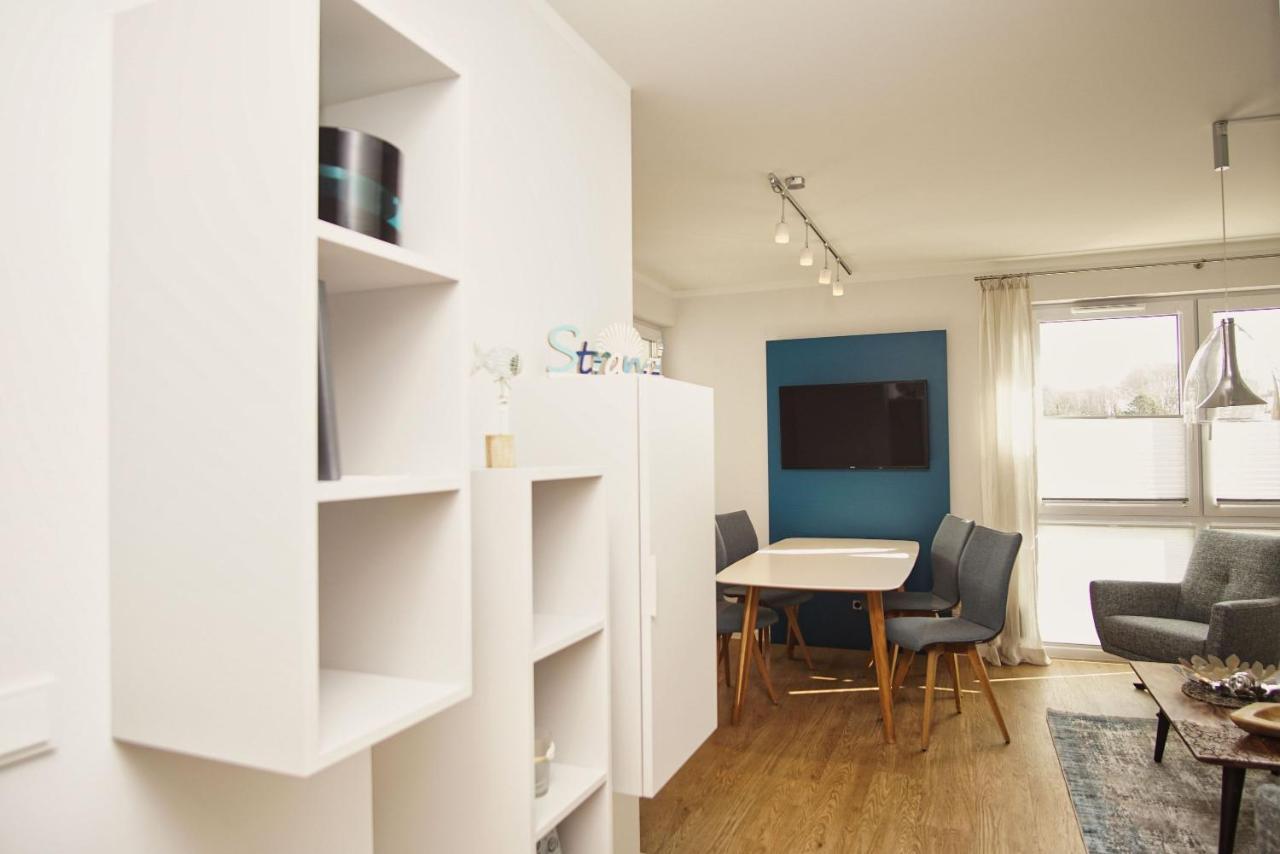 Zentrale Fewo Mit Terrasse, Gratis Nutzung Vom Ahoi Erlebnisbad Und Sauna In Sellin - Villa Anni Fewo 02 Goehren  Exterior photo